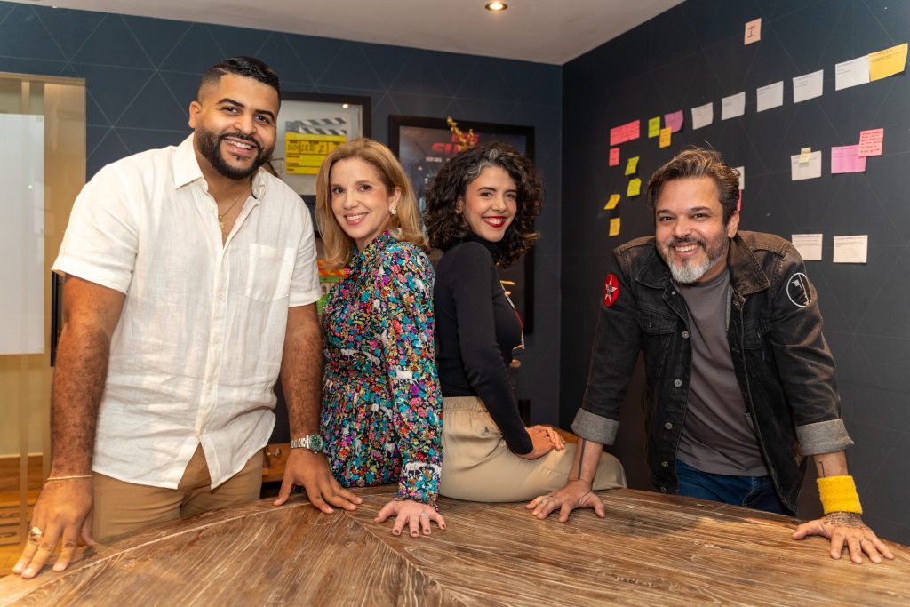 Taba Blanchard, Elsa Turull de Alma, Gina Giudicelli, Richard Rodríguez.